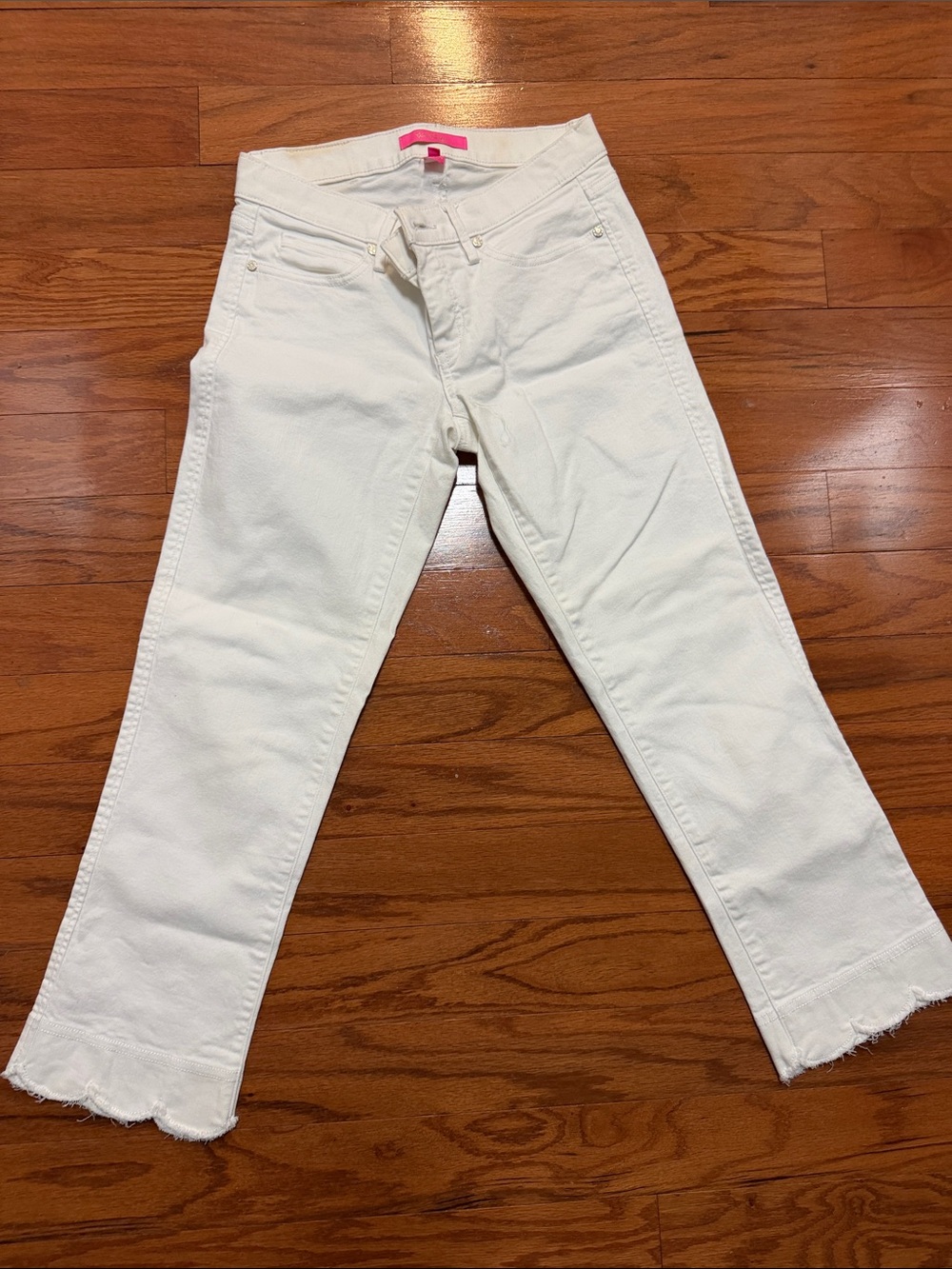 Lilly Pulitzer White Straight-Leg Jeans with scaloped  Hem